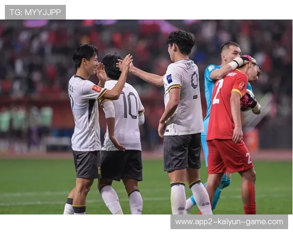 球队在小组赛中展现稳固防守体系，球队防守效率高好还是低好