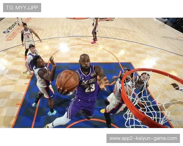 詹姆斯贡献22分6助攻难阻湖人惜败尼克斯